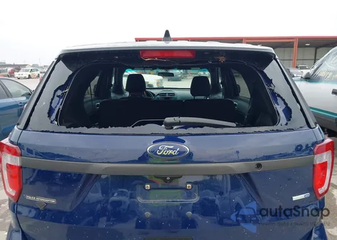 2016 Ford Police Interceptor z USA, uszkodzony, nr VIN 1FM5K8AR1GGC37606